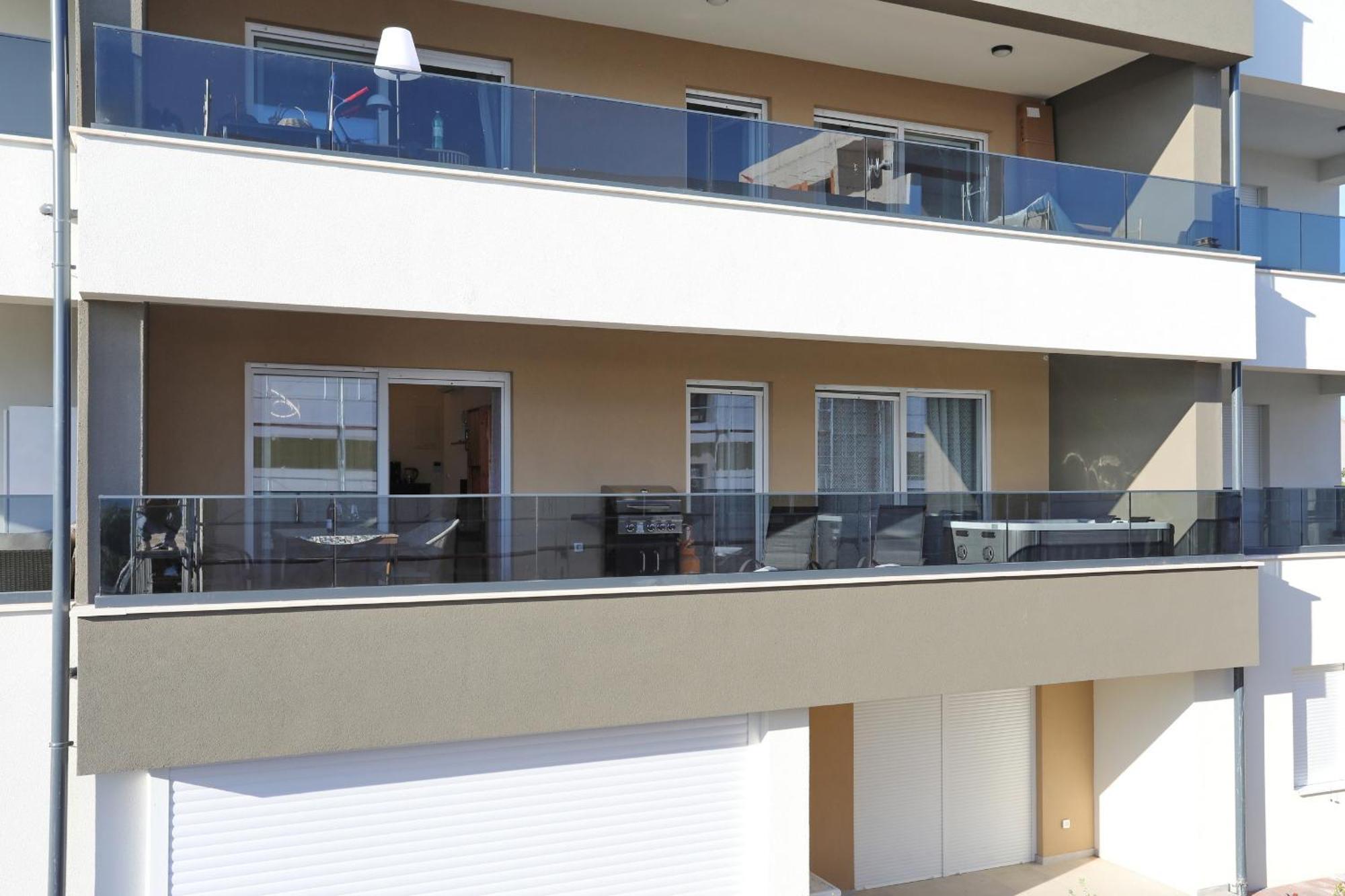 Apartment Relex With Pool & Jacuzzi Privlaka  Exteriör bild