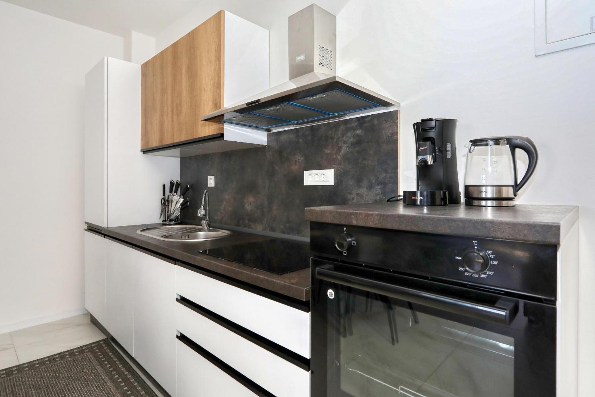 Apartment Relex With Pool & Jacuzzi Privlaka  Exteriör bild